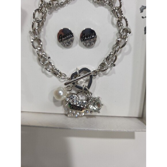 GUESS, JEWELRY GIFT SET, SILVER & GOLD, NEW IN BOX B11 - Picture 5 of 12